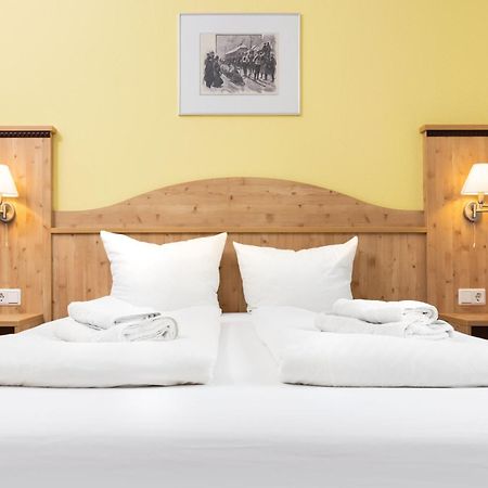Gaststaette & Pension Waldschloesschen Oberhof  Eksteriør billede
