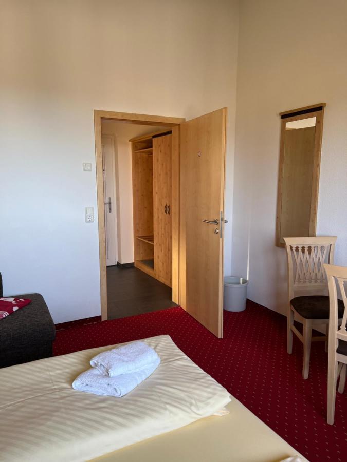 Gaststaette & Pension Waldschloesschen Oberhof  Eksteriør billede