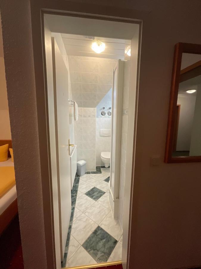 Gaststaette & Pension Waldschloesschen Oberhof  Eksteriør billede