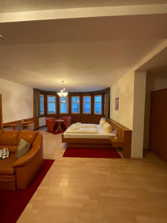 Gaststaette & Pension Waldschloesschen Oberhof  Eksteriør billede