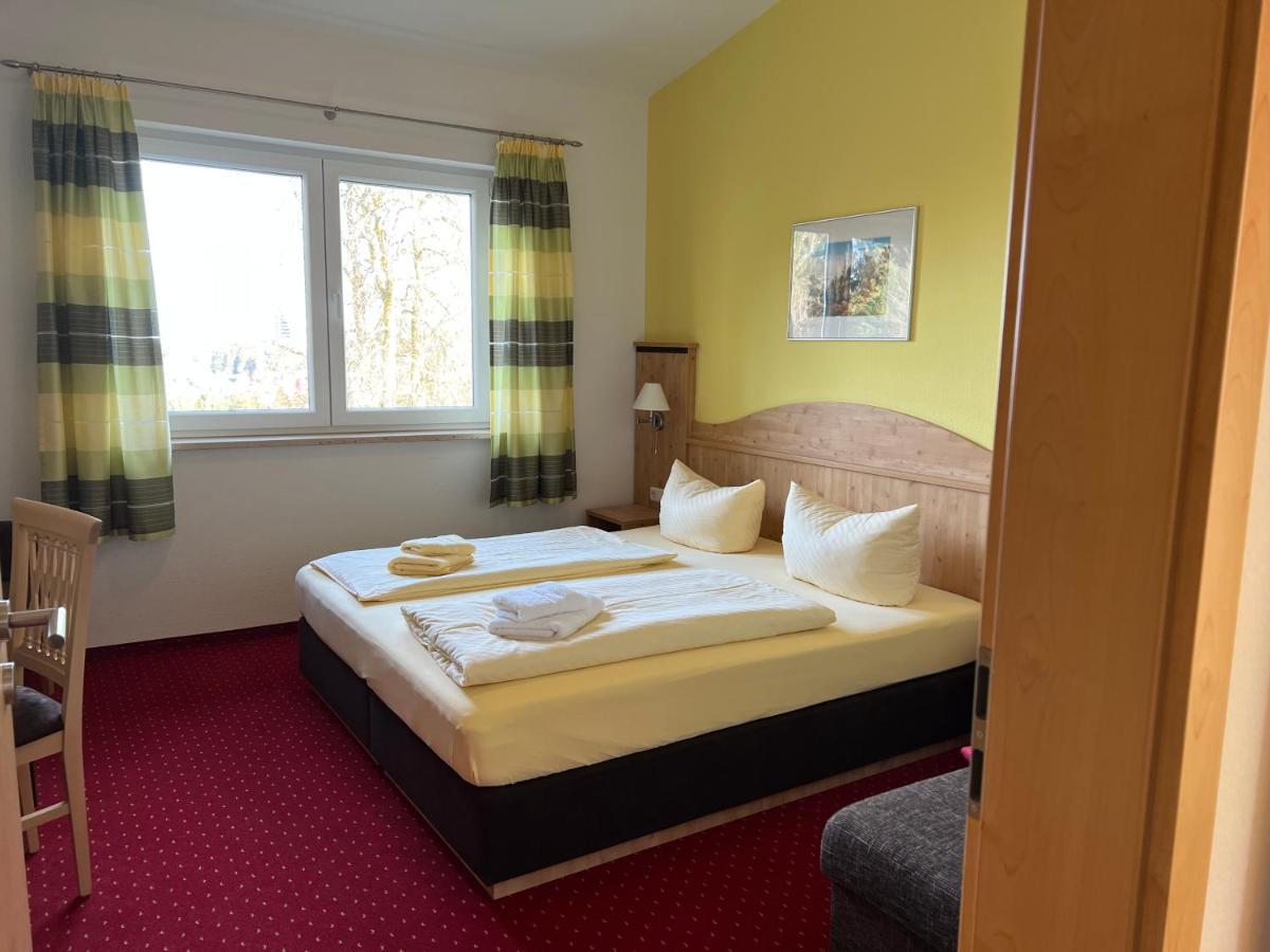 Gaststaette & Pension Waldschloesschen Oberhof  Eksteriør billede