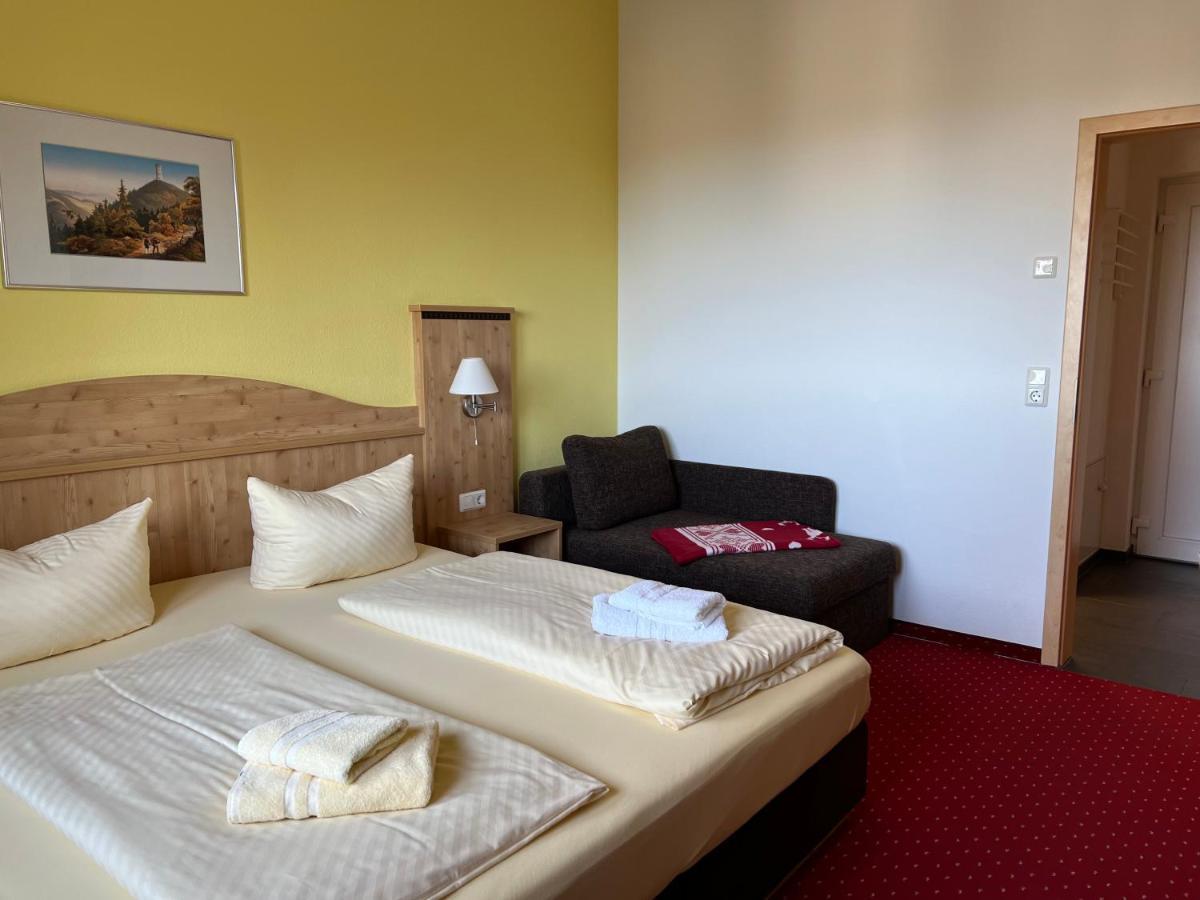 Gaststaette & Pension Waldschloesschen Oberhof  Eksteriør billede