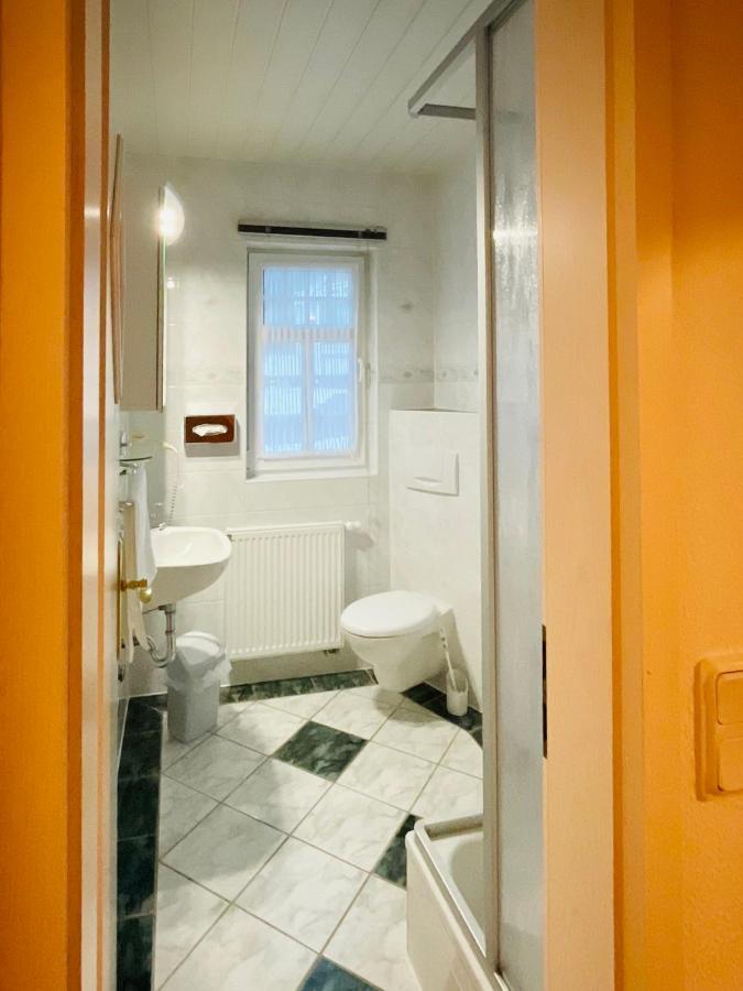 Gaststaette & Pension Waldschloesschen Oberhof  Eksteriør billede