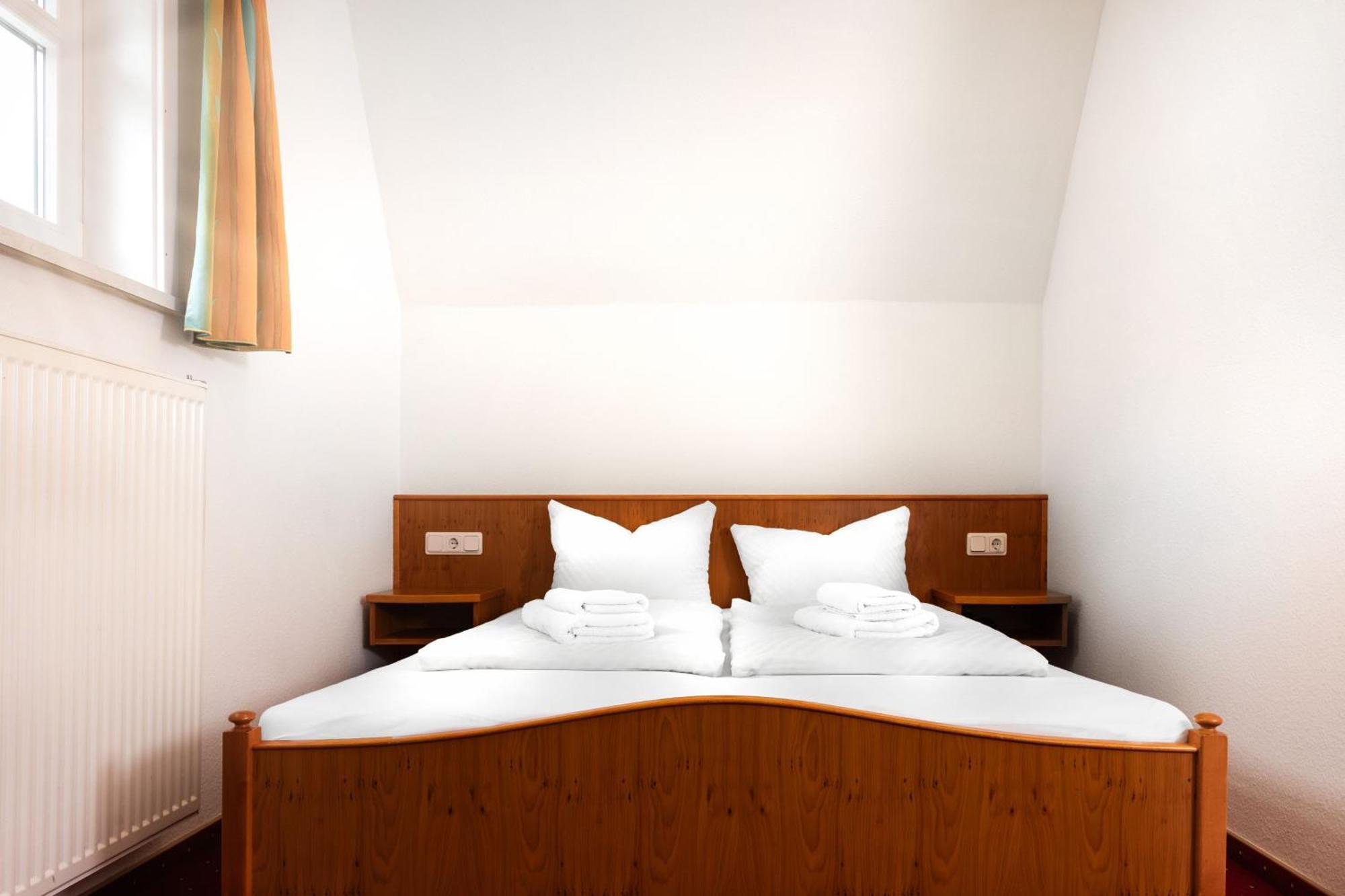 Gaststaette & Pension Waldschloesschen Oberhof  Eksteriør billede