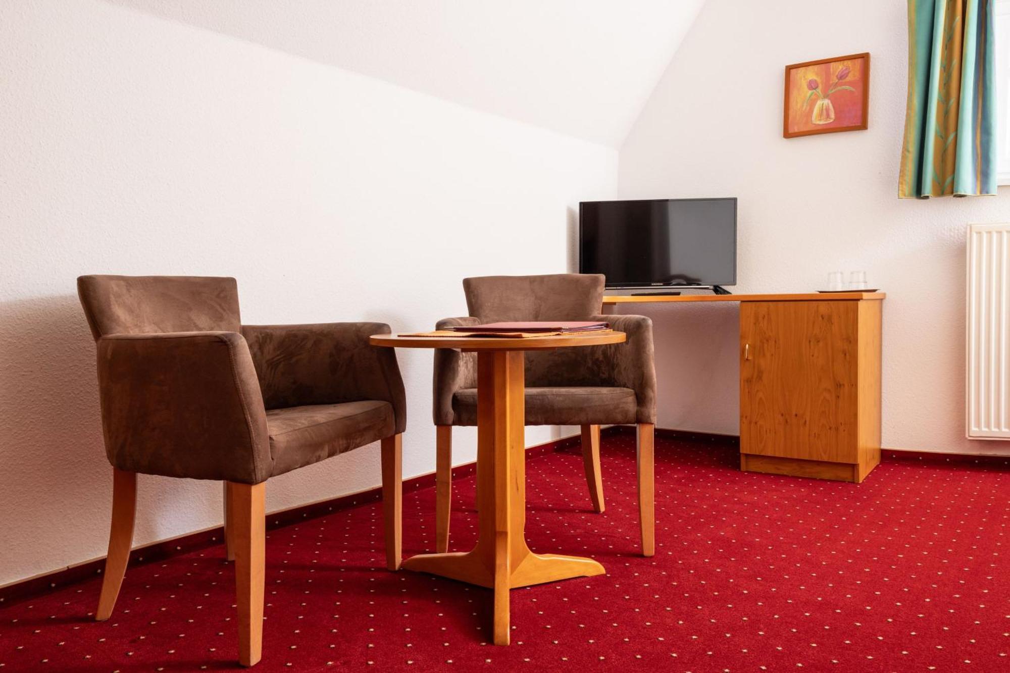 Gaststaette & Pension Waldschloesschen Oberhof  Eksteriør billede
